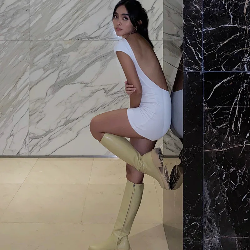 Mono corto ajustado blanco sin espalda para mujer, mono informal de manga corta, mono ajustado con hombros descubiertos, mono informal