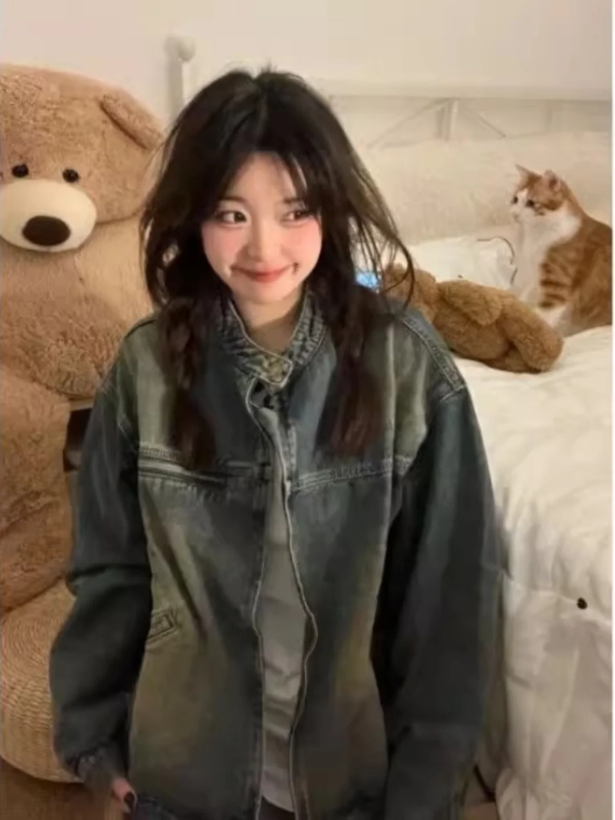 트렌디한 스타일과 실용성을 모두 갖춘 멋진 아우터