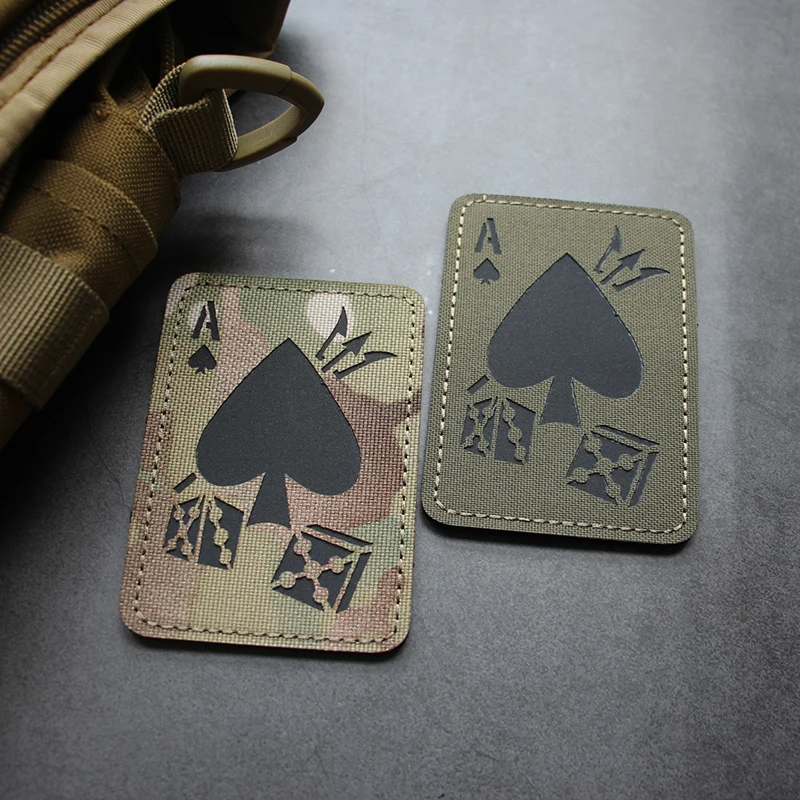 Toppe Riflettenti Ir Intagliate Al Laser Poker Picche A Dadi Distintivo Militare Tattico Per Abbigliamento Zaino Decalcomania Decorativa Fai Da Te