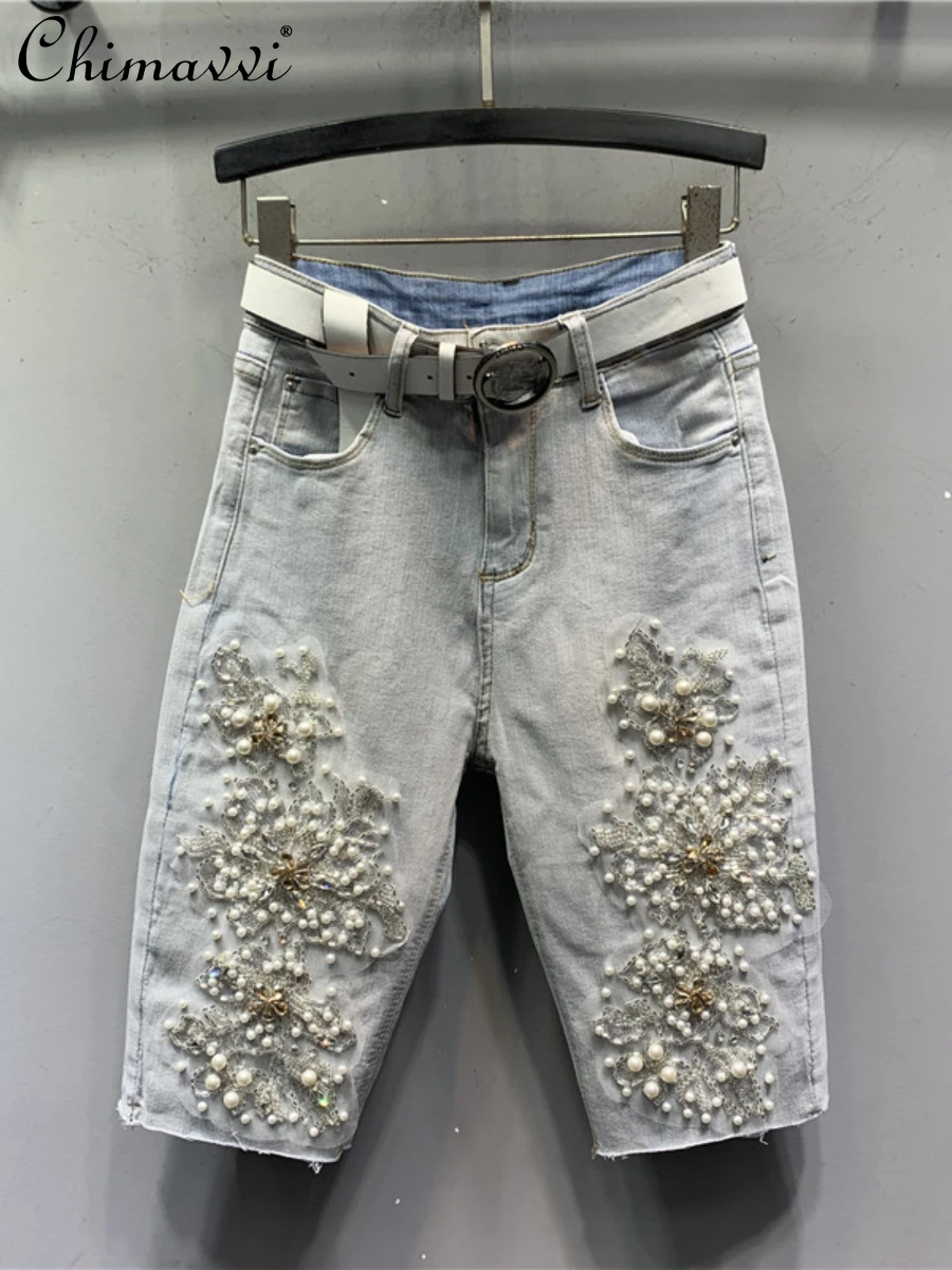 prodotti-europei-jeans-da-donna-2024-estate-nuove-perline-pesanti-diamante-tridimensionale-fiore-pantaloncini-di-jeans-corti-blu-chiaro