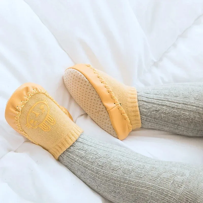 Spring Autumn Toddler Baby First Shoes Girls Boys 0-18M Non Slip Socks Shoes Lightweight Slip-on Sneakers Floor Anti-slip Shoes
