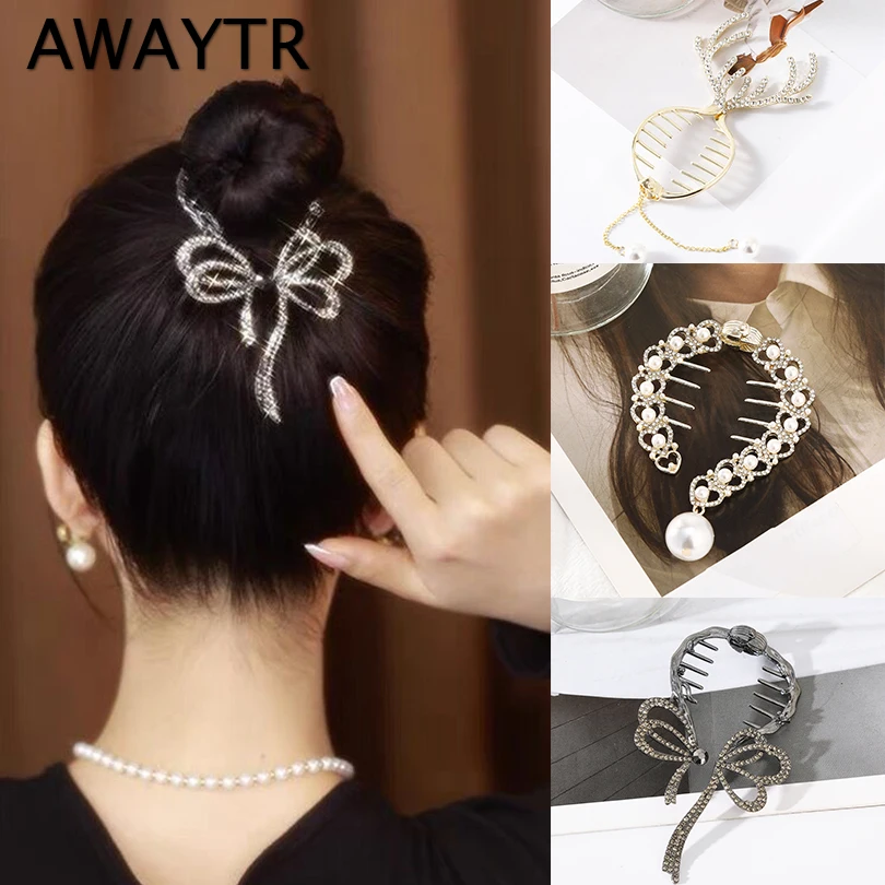 AWAYTR Elegant Rhinestone Hair Claw Clips Flower Horsetail Buckle Bun