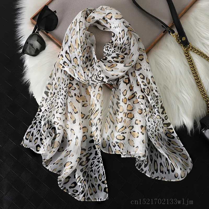2023 Fashion Printed Leopard Chiffon Hijab Scarf Women Pareo Lady Bandanas Beach Towels Summer Muslim Veil Wrap Female Foulard 2