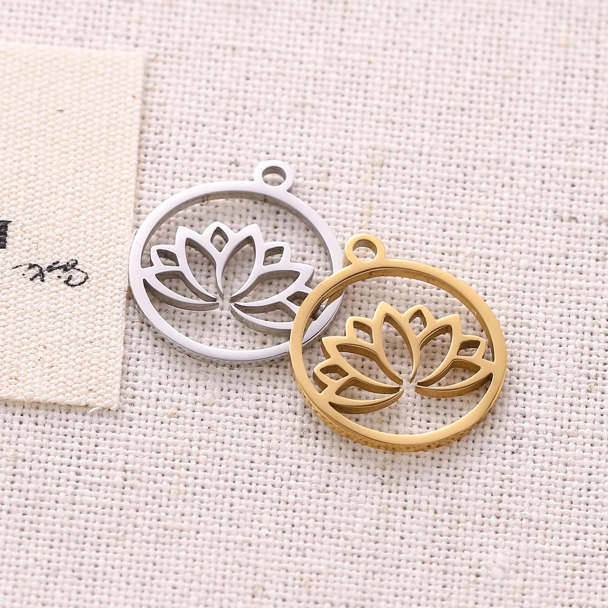

5Pcs Flower Lotus Women Pendant for Necklace Earring Bracelet Jewelry Making DIY Handmade Craft Stainless Steel Charm Wholesales