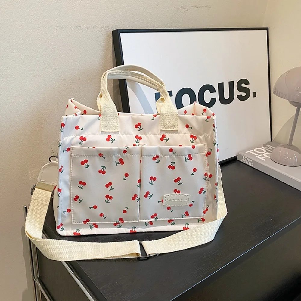 

Женская Холщовая Сумка с ручкой и принтом вишни