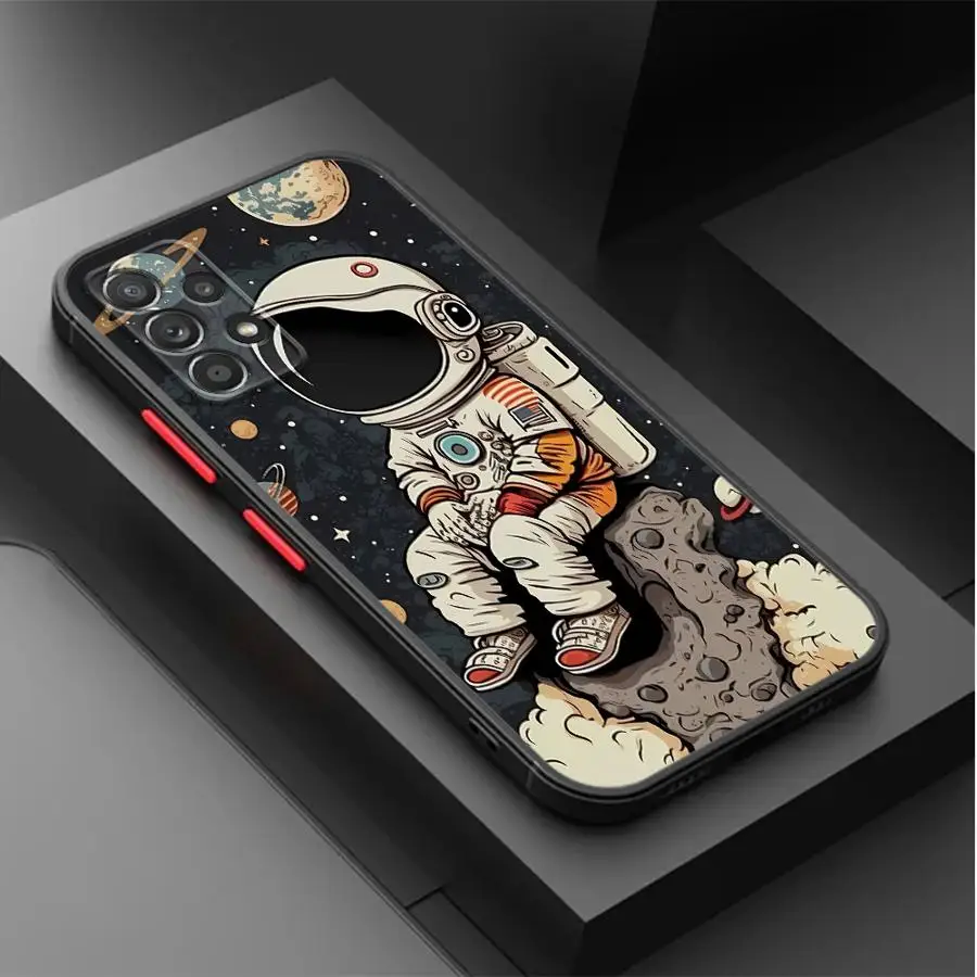 Cartoon Astronaut Soft Phone Case - Whimsical Space Theme Cover