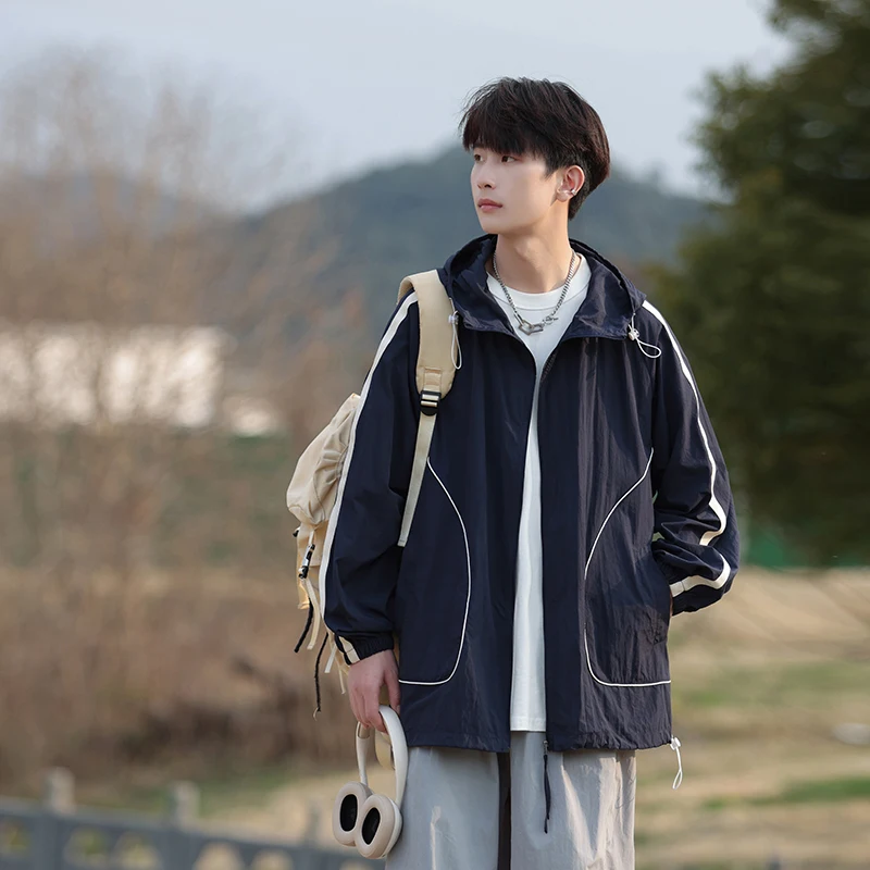 Summer couple Sunscreen clothing 2024 New Lightweight and UV Resistant Outdoor Sports Hooded windbreaker Men's Sunscreen Jacket