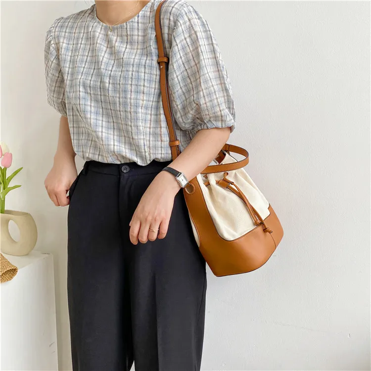 ☆韓国の人気☆【EMIS】☆CANVAS SHOULDER BUCKET BA.G☆ CANVAS SHOULDER BUCKET BAG-BEIGE - EMIS