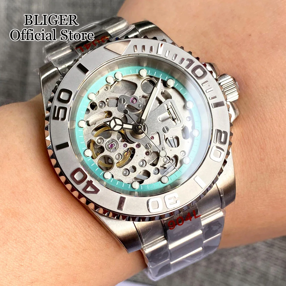 Luxury 40mm NH70A Mechanical Automatic Movement Mens Diving Watch 200M Waterproof Skeleton Dial Oyster Bracelet Folding Buckle