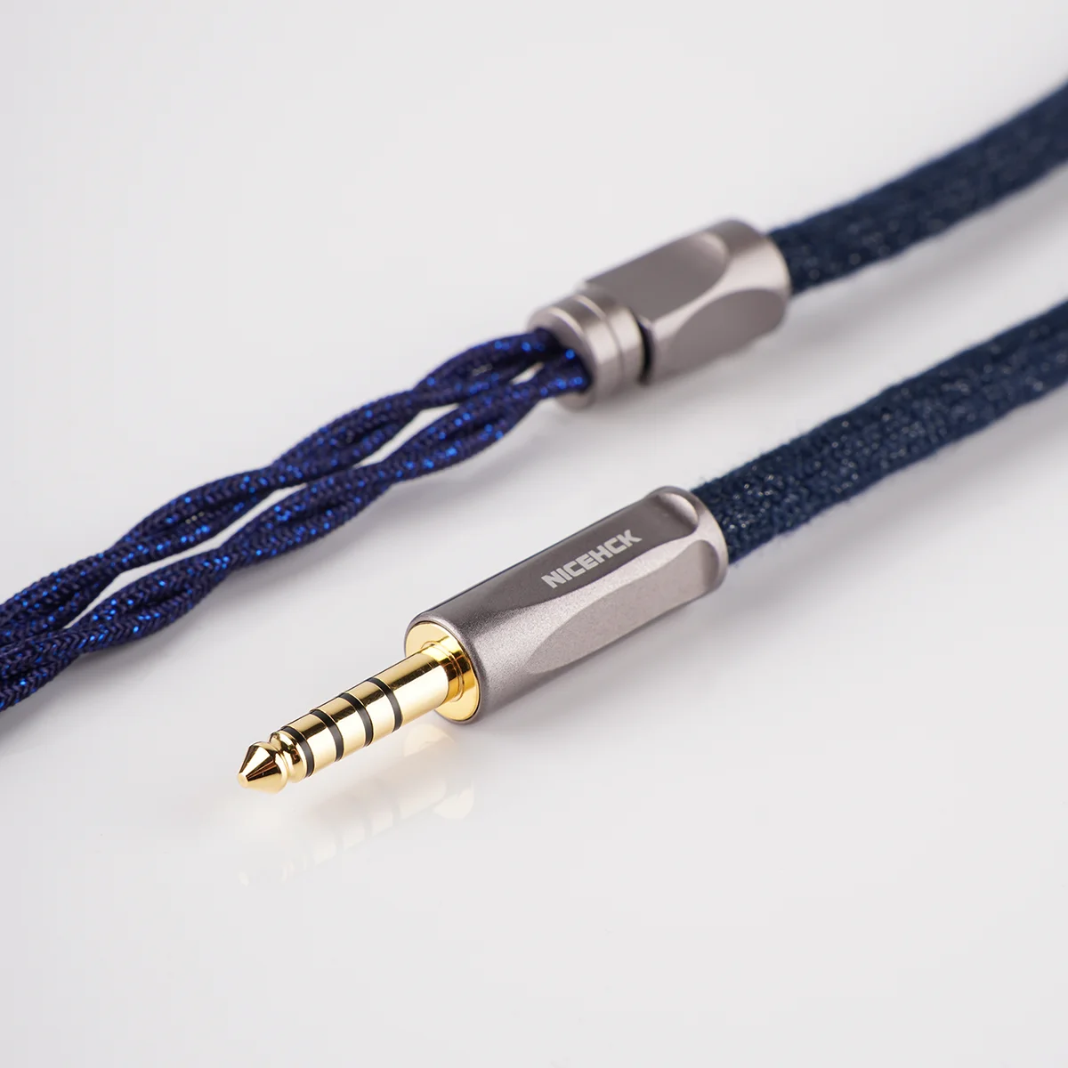 この商品は販売終了となり、在庫はございません。 注文しないで