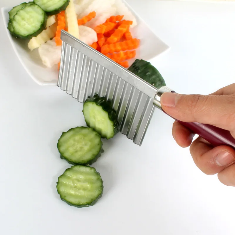 New Stainless Steel Potato Chip Slicer Dough Vegetable Fruit Crinkle Wavy Slicer Knife Potato Cutter Chopper French Fry Maker