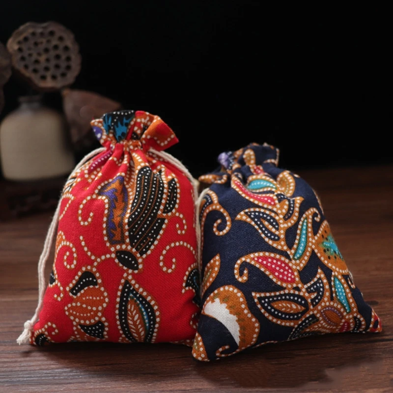 

Elegant Wedding Red Favor Bags Set of 10pcs 10cm*13.5cm Cotton Drawstring Jewelry Bags Christmas Gift Bags Fabric Cloth Pouch