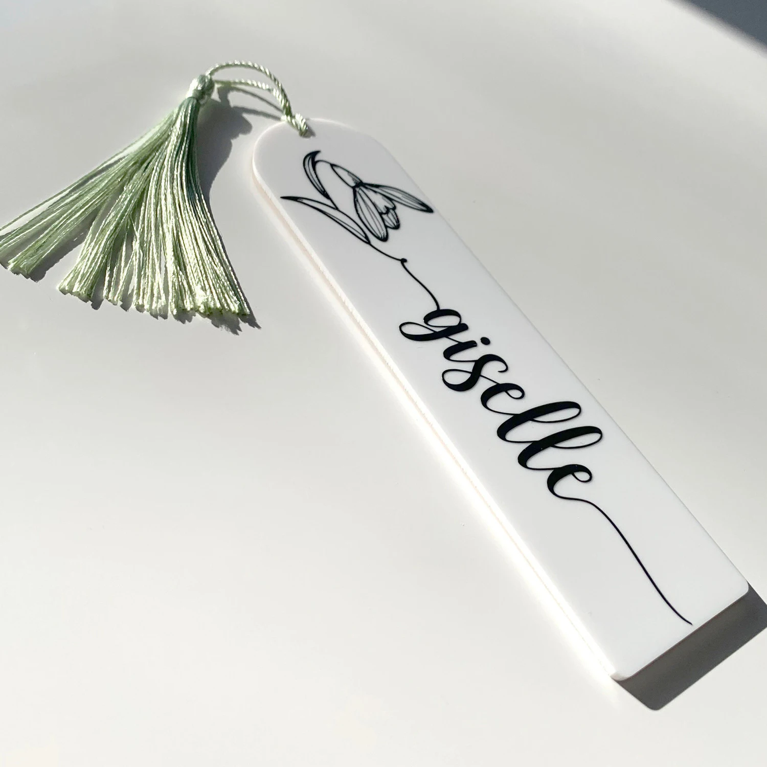 Blank White/Black Acrylic Wedding Place Card with Tassel Bookmark Name Sign Reserve Seating Tag Gift Tag Luggage Tag Name Tag