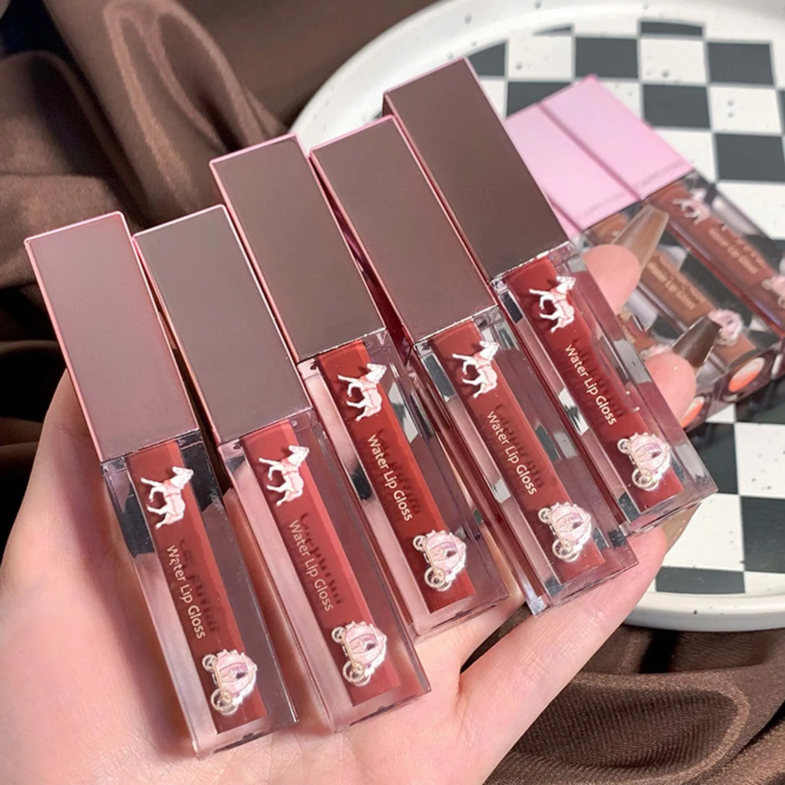 

Girly Style Sweet Water Light Lip Glaze Portable Waterproof Lasting Lip Stick For Outdoor Travel