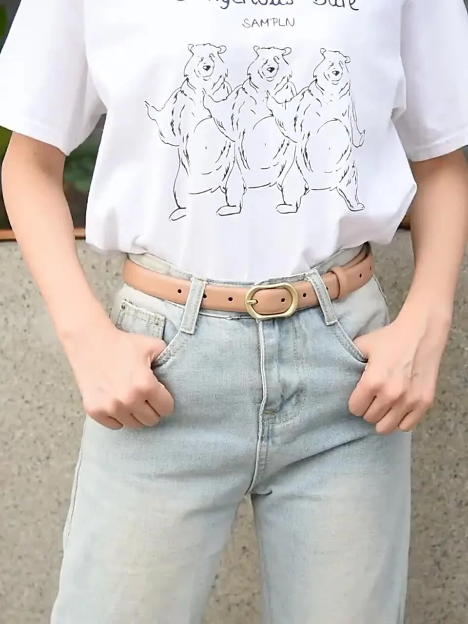 Personalisierter Retro-Damengürtel mit vergoldeter Textur und Dornschließe, einfacher und vielseitiger Jeansgürtel aus PU-Leder – Detail 6