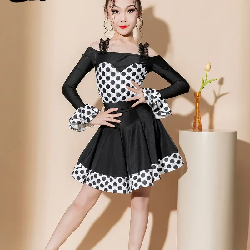 

2023 Autumn/Winter New Latin Dance Dress for Girls Professional Performance and Internet Celebrity Training Clothes Split Set wi