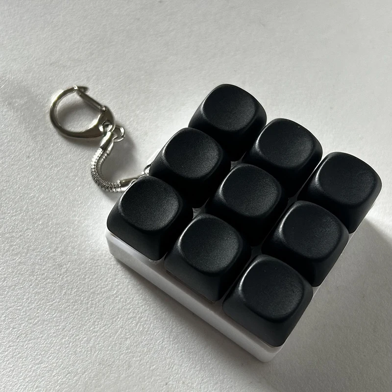 9 Keys Keyboard Key Toy Party Stress Relief DIY Fidget Button Keycap Fidget Keychain Keyboard Keychain Toys Finger