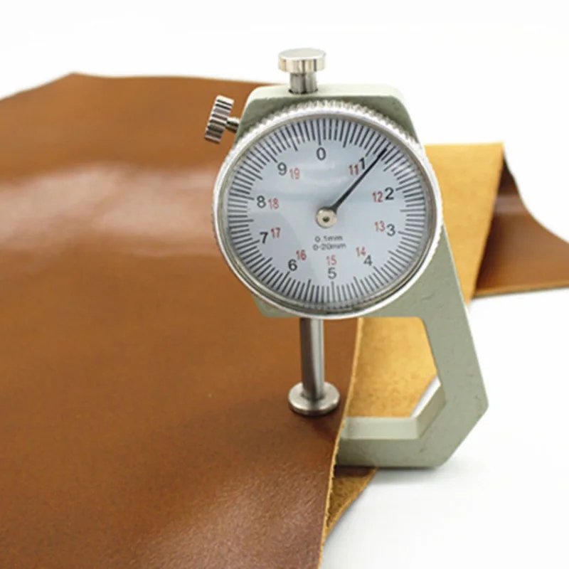 브라운 플레인 위브 오일 왁스 가죽, 최상층 소가죽 아트 유럽식 소파 시트 침대 옆 가죽 1.2MM 두께