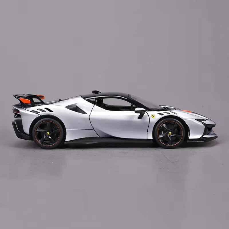 Bburago 1:18 Ferrari Sf90 Xx Stradale Bianco Car Model Alloy Miniature Diecast Model Ferrari Sports Car Model Toy Gift 3
