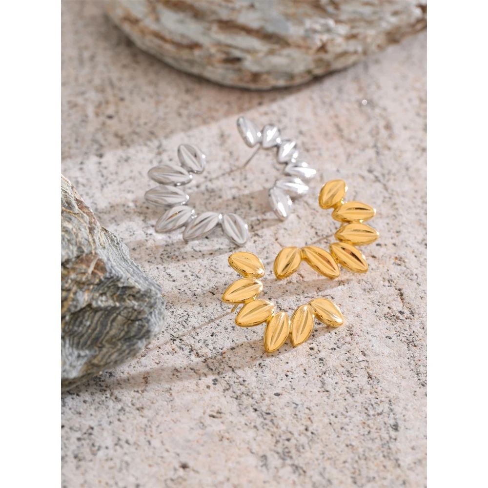 Yhpup 316L Stainless Steel Metal Leaf Stud Earrings