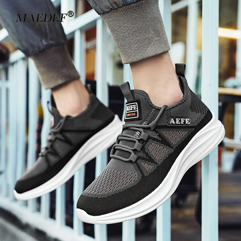 2024 Men Running Shoes Breathable Soft Outdoor Sports Shoes Lightweight Sneakers for Men Comfortable Athletic Training Footwear