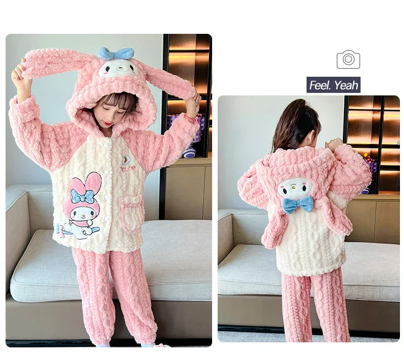 Sanrios Pajamas Kuromi Cinnamoroll Children Hooded  Kawaii My Melody Pochacco Coral Plush Thickened