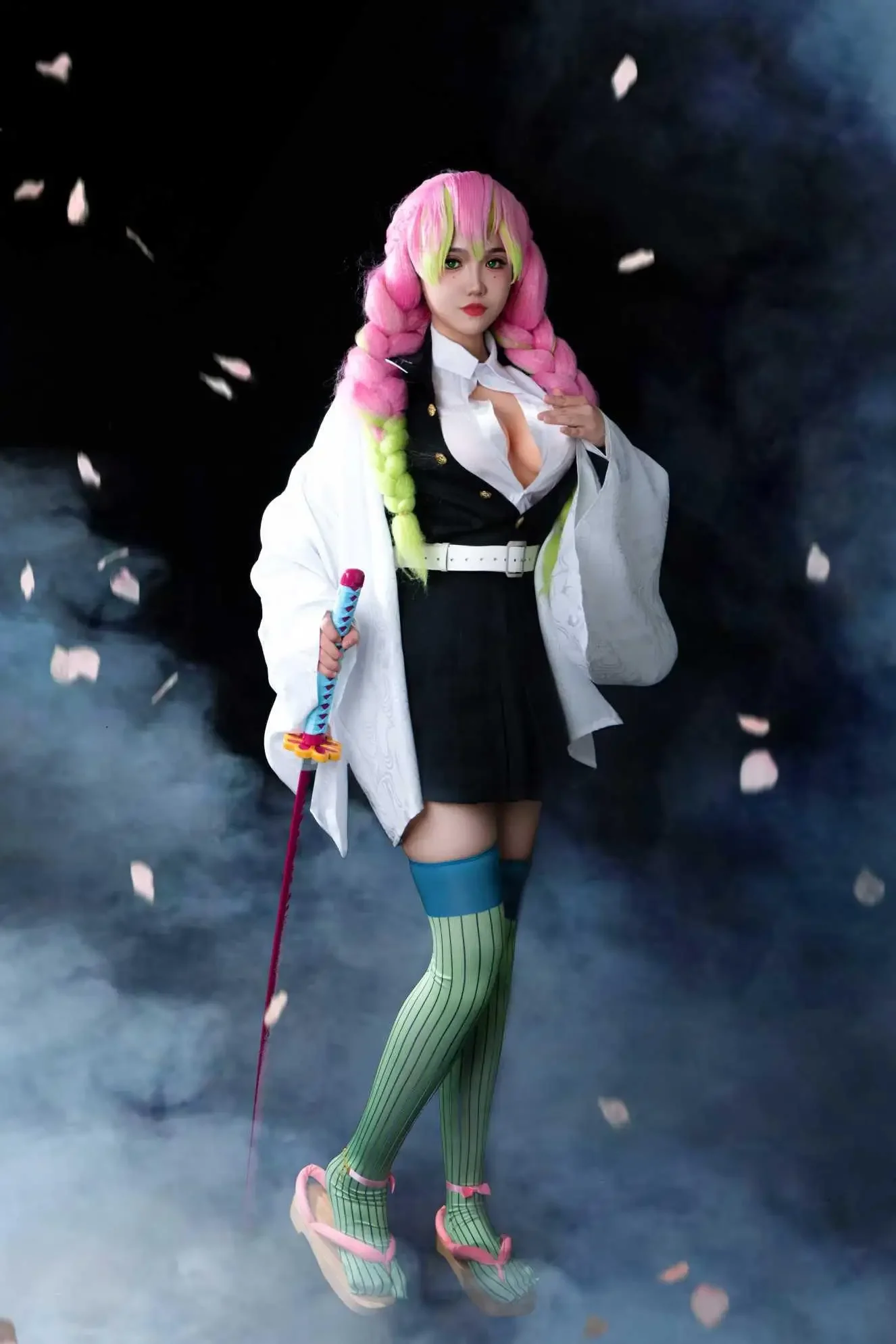 Demon Slayer: Mitsuri Kanroji Cosplay Costume for Women (Unofficial)