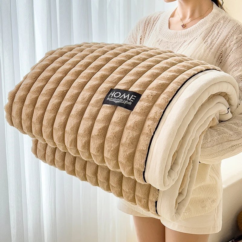 Blankets New Golden Mink Fleece Blanket Multifunctional Cover Sofas Four Seasons Blanket Sleeping Nap Knee Winter Flannel Cotton