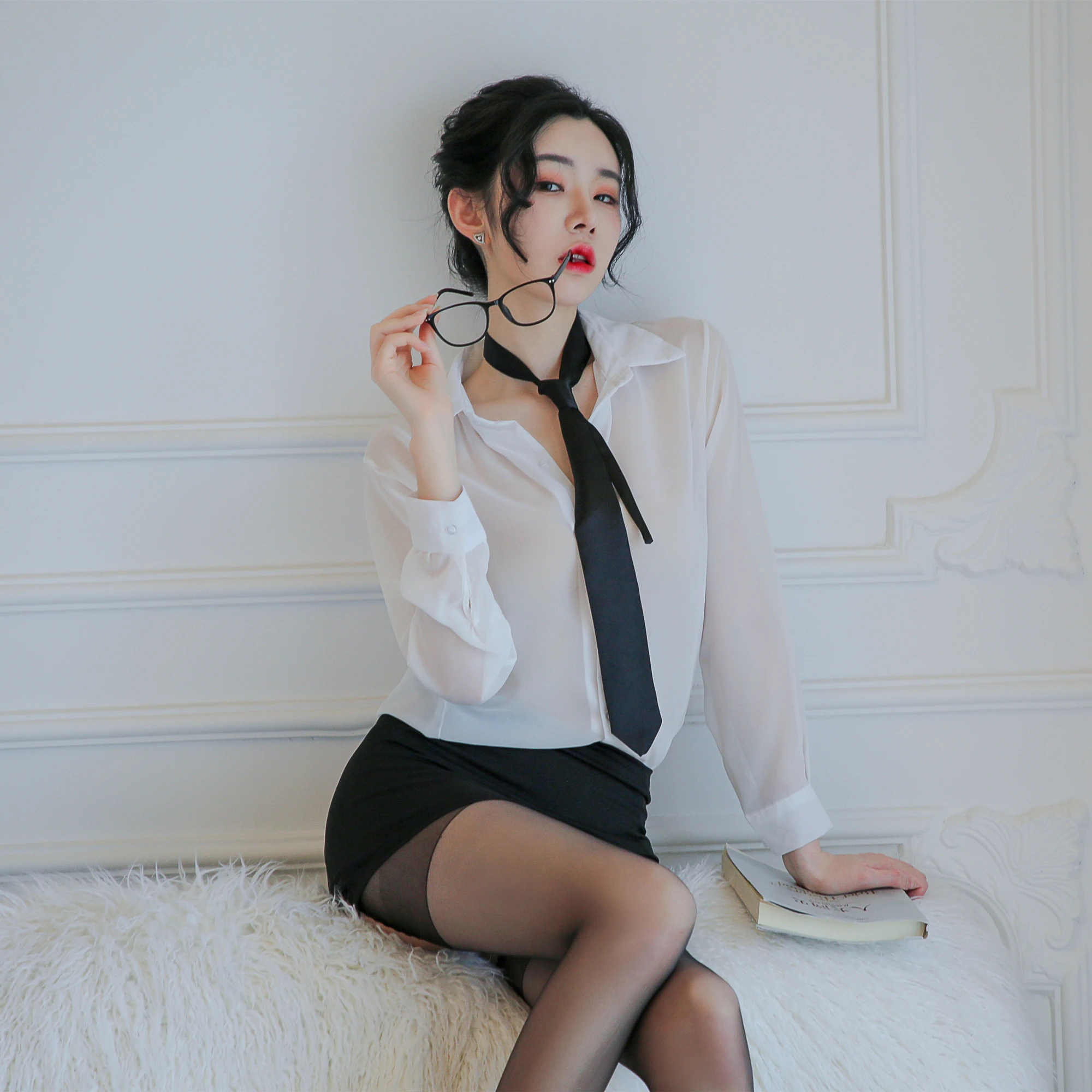 

Sexy Office Secretary Lingerie For Women Chiffon Shirt Tight Wrap Buttocks Skirt Teacher Role-Playing Nightclub Uniform Suit