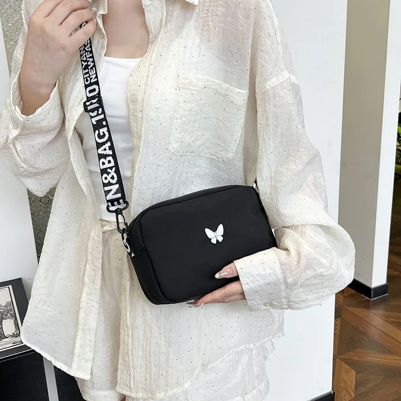 New Fashion Women Crossbody Bags Makeup Women Trend Lingge Embroidery Camera Shoulder  Design Nylon Small Messenger Bag