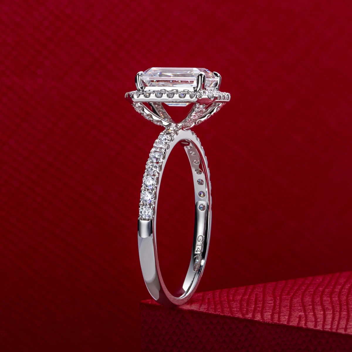 AnuJewel 14K Real White Gold 2ct Emerald Cut D Color Moissanite Halo Engagement Rings Yellow Gold Promise Ring for Women