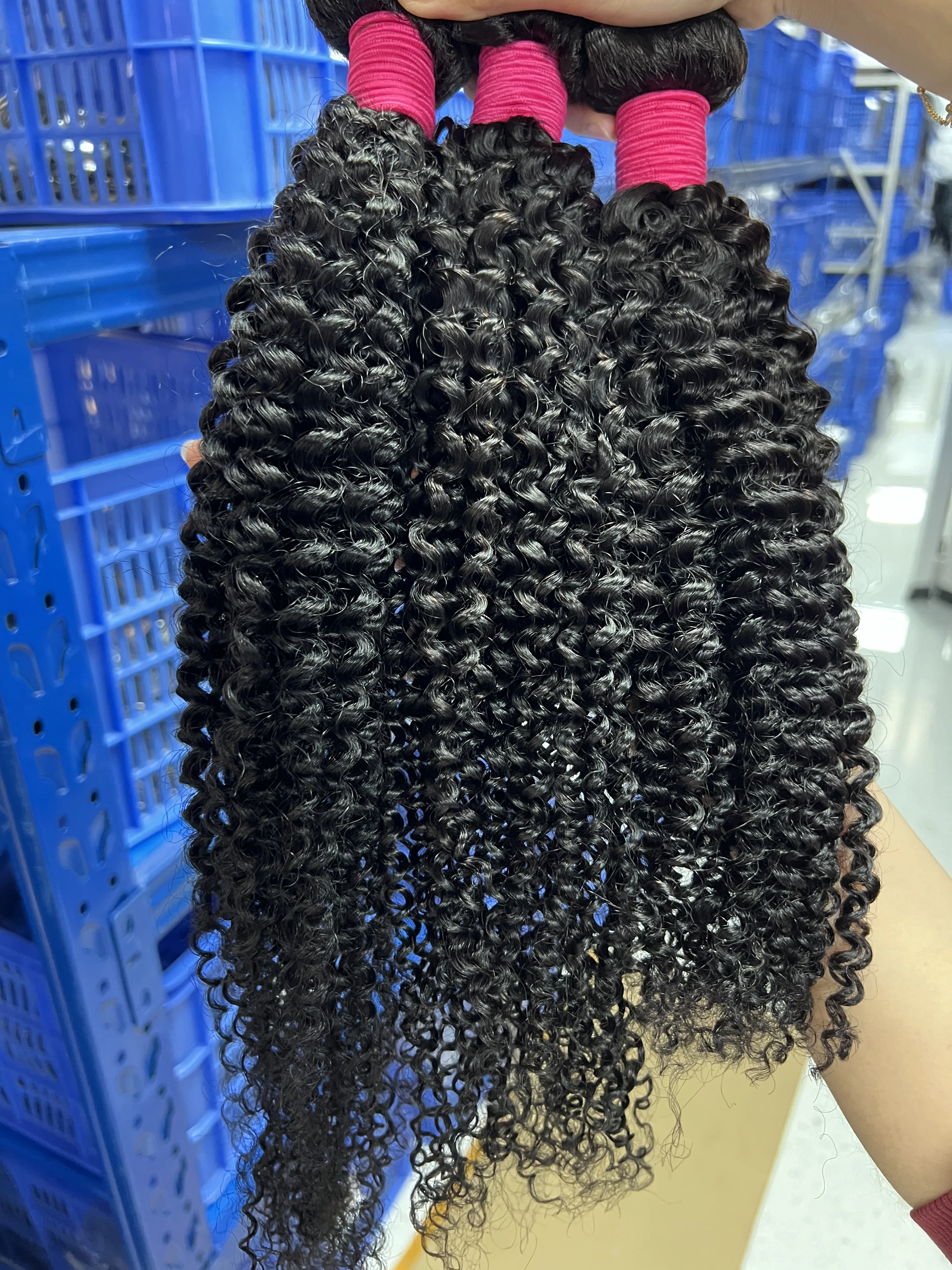 Curly Bundles Human Hair 28 30 Inch Brazilian Remy 1/3/4 Pcs Bundles Human Hair Natural Black Weave Extensions Tissage
