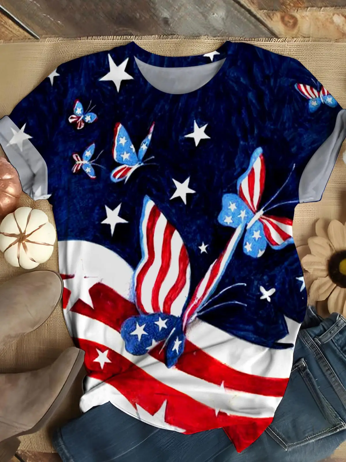

American Flag Butterfly Printed Crew Neck Women's T-Shirt