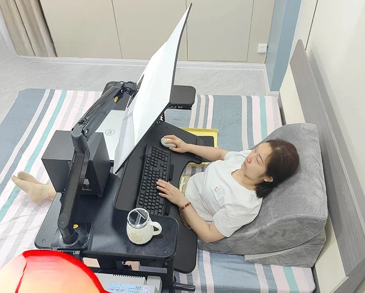 Bed laptop desktop computer desk bedside table lifting lazy table cockpit suspension bracket