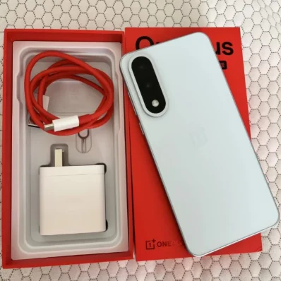 OnePlus ACE 5 Ultra Network Unlocked China Version 6.83 Inch AMOLED 120Hz Dimensity9400+ 50MP OIS 6700 mAh 100W SuperVOOC NFC