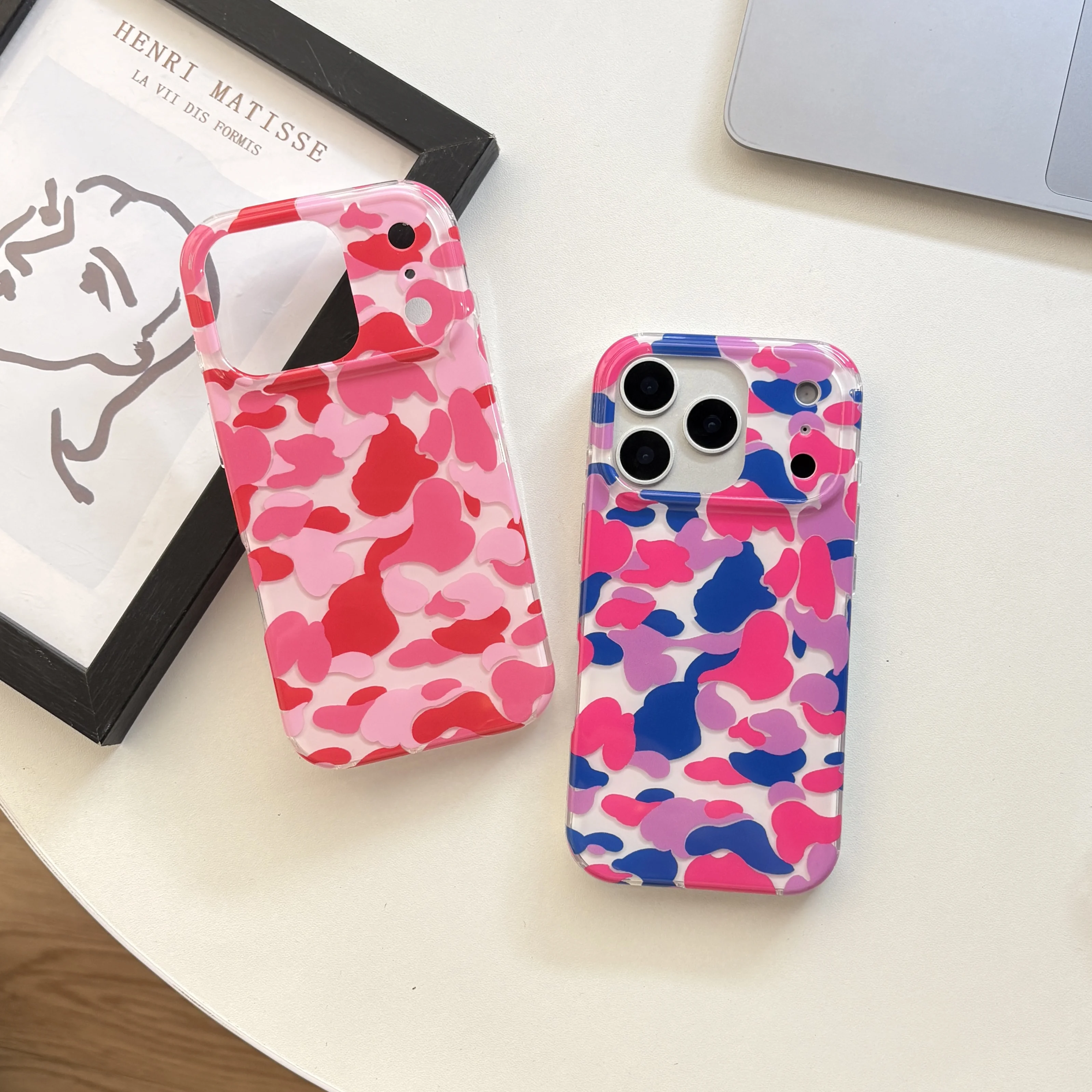 Fashionable Bright Four-Color Camouflage Pattern Glossy Protective Phone Case Suitable for iPhone 17 Pro 13 16 15 14 Pro Max 2