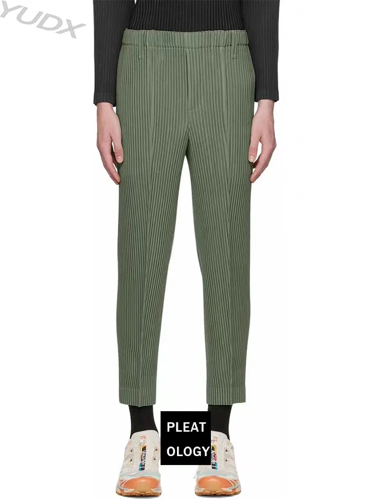 

YUDX Miyake Pleated Straight Pants Men's 2023 Summer New Casual Straight Tapered Small Foot Green Nine-quarter Pants