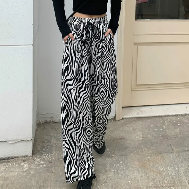MARCCAIN Baggy Pants black-white striped pattern elegant Fashion Trousers Baggy Pants 