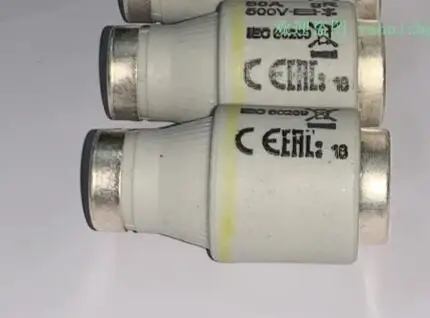 

2PCS/LOTS 5SD450 5SD460 5SD470 FUSE NEW ORIGINAL STOCK