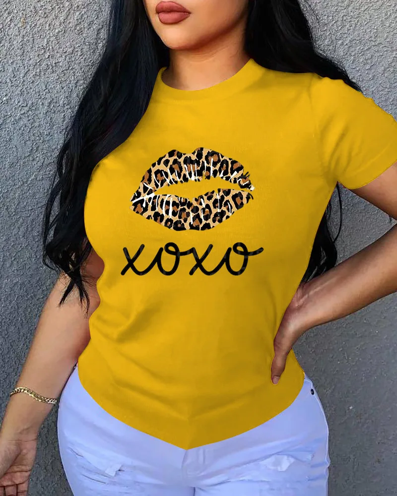

Женская футболка с коротким рукавом и круглым вырезом, с леопардовым принтом