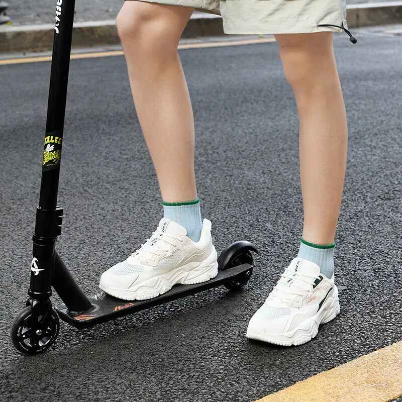 حذاء رجالي عملي جيد التهوية