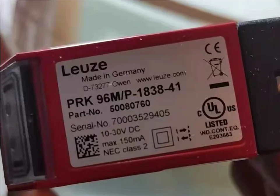 

Коллекция июня, фотоэлектрический датчик рассеянного отражения LEUZE PRK 96m/p-1838-41