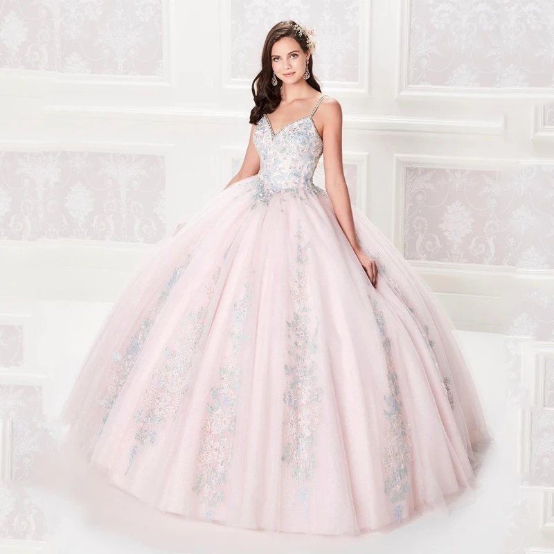 

Pink Sweetheart Ball Gown Quinceanera Dresses Vestidos De 15 Anos Fashion Crystal Spaghetti Strap Birthday Party Gowns