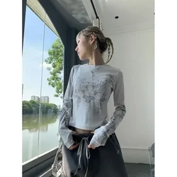 Chic Vintage Y2K Women's Long Sleeve O-neck Printed Crop Top - S (White)
