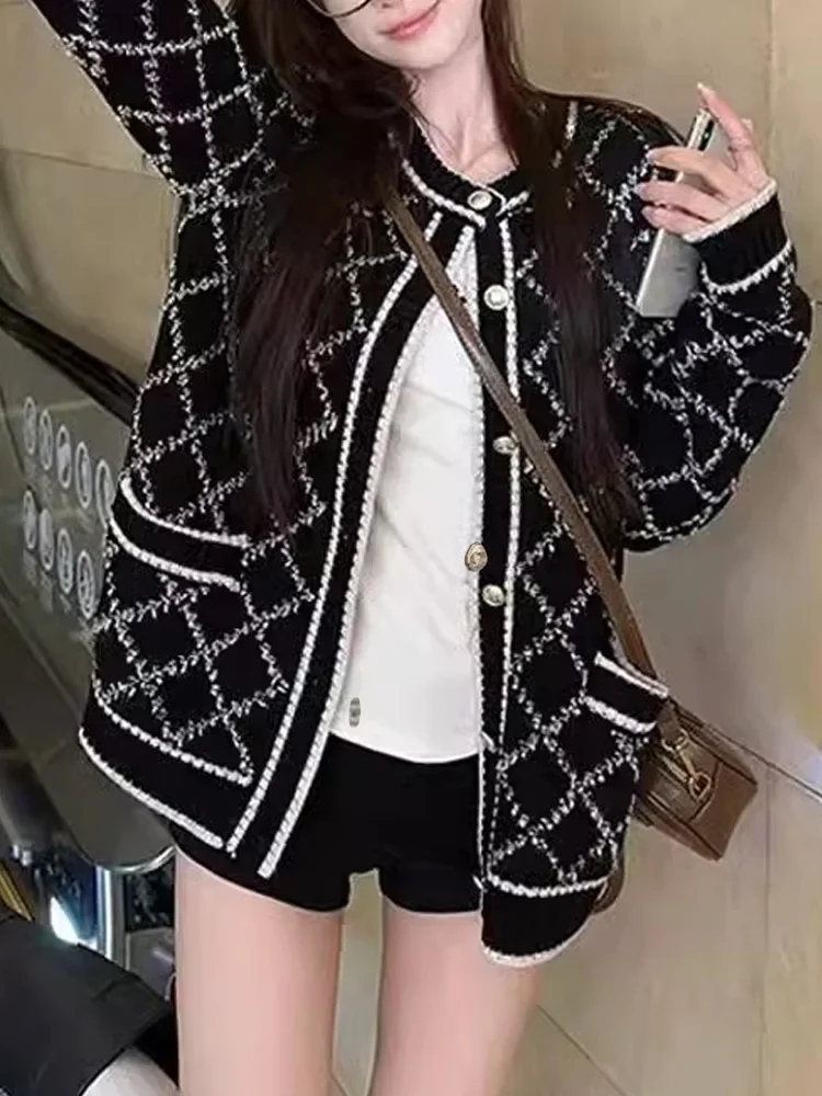 Autumn and Winter New Diamond Women's Long-sleeved Crew Neck Sweater Elegant Cardigan Single-breasted Knitwear Casual Top