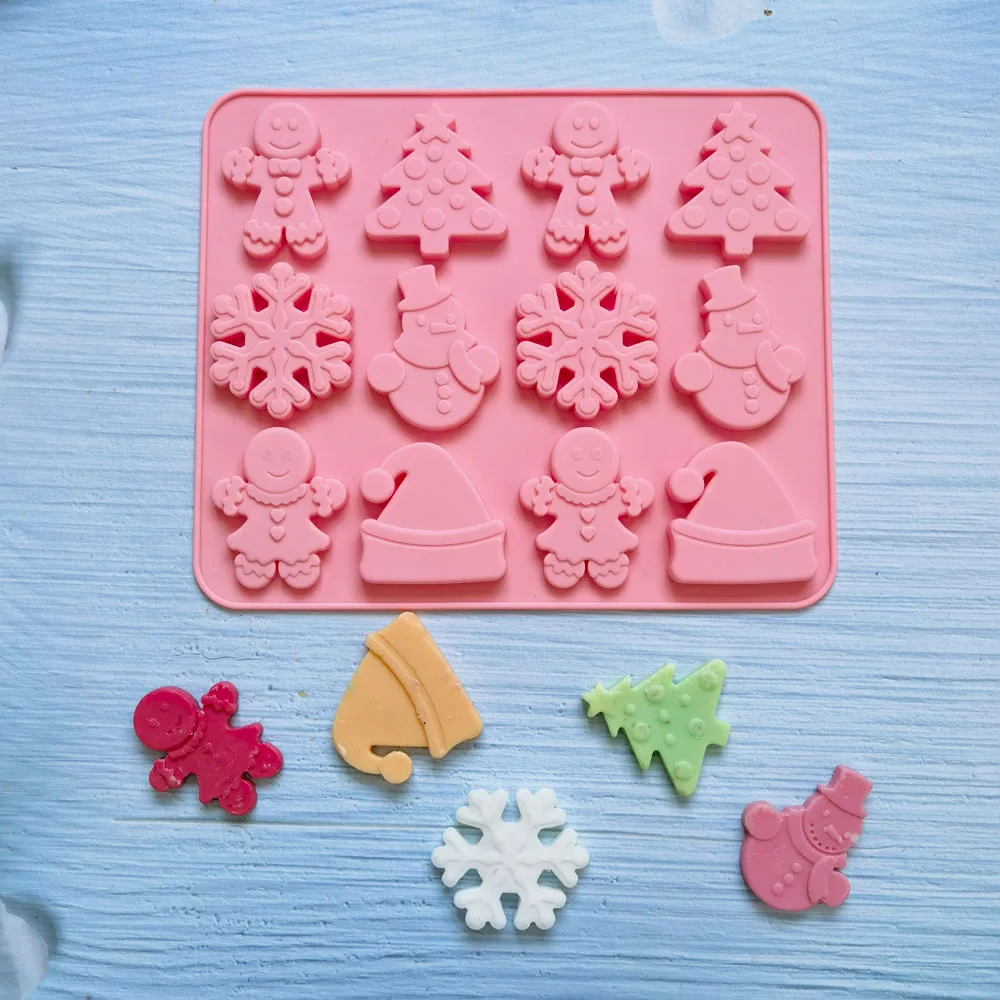 

New Christmas snowflake chocolate silicone mold DIY candy pudding dessert mold cake decoration plugin kitchen baking utensils