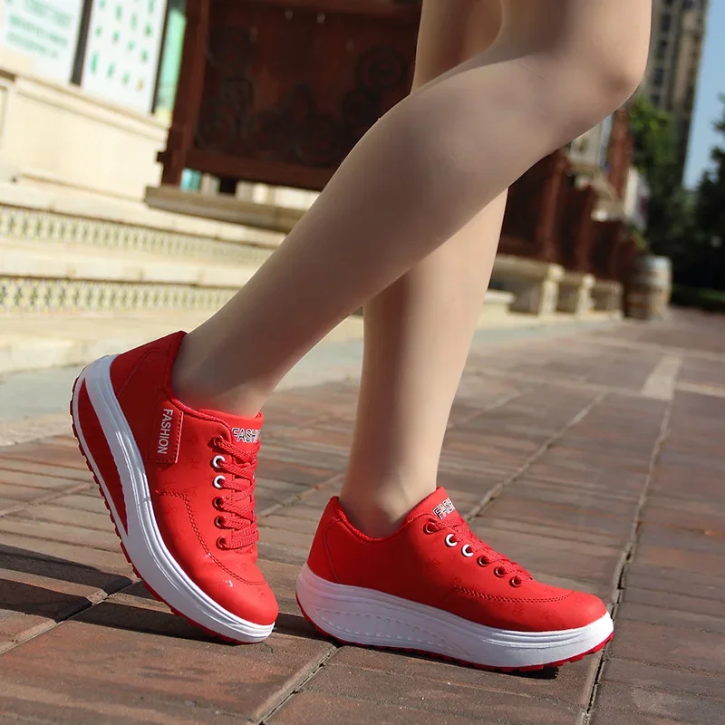 2022 Shoes for Women Autumn Fashion Platform Sneakers Women Plus