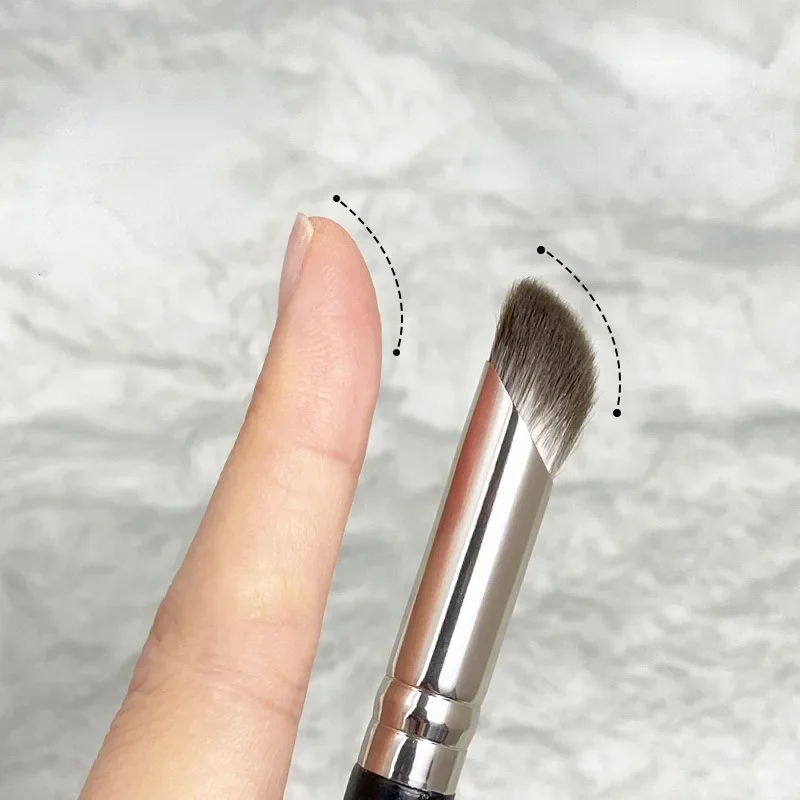 1 Stück Concealer-Make-up-Pinsel, Präzisions-, weicher, flauschiger Pinsel zum Abdecken von Akne und Augenringen, multifunktionales Detail-Make-up-Werkzeug_voghion.com