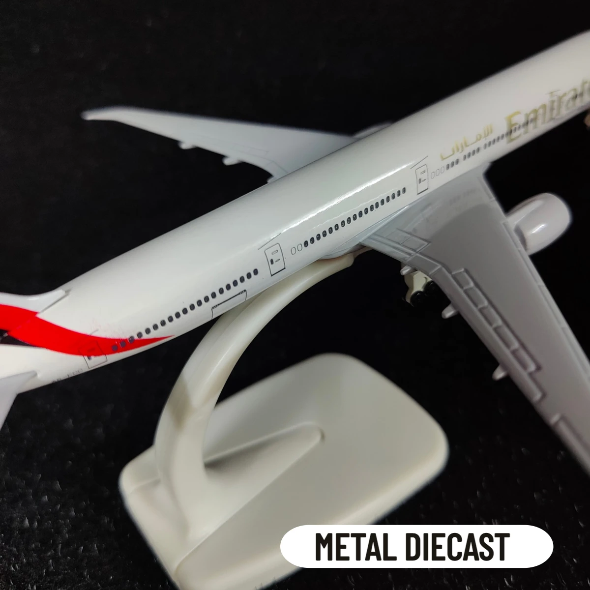スケール 1:250 航空機モデル金属ダイキャストフライエミレーツ B777