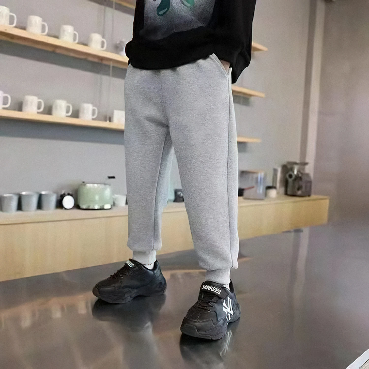 Solid Color Thin Men's Casual and Comfortable Sports Pants Breathable Jogging Sports Pants Outdoor Children's Clothing